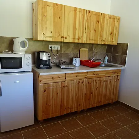Kisrejtek Apartmanhaz Lejlighedshotel 3*