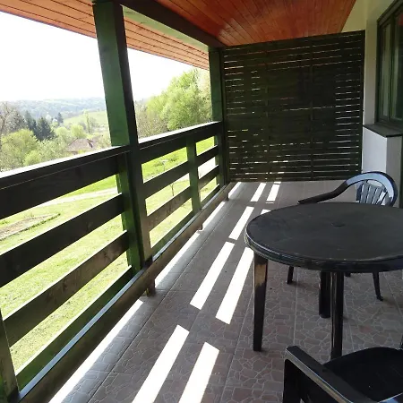 Kisrejtek Apartmanhaz Lejlighedshotel Lispeszentadorján