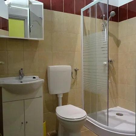 Kisrejtek Apartmanhaz Lejlighedshotel 3*